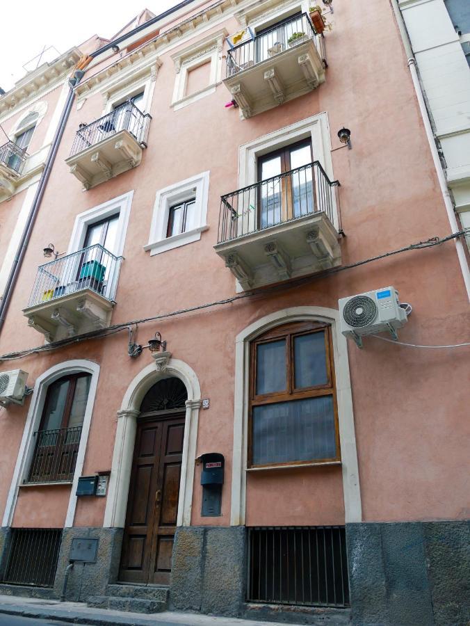 Ninetti Guest House - Apt Centro Storico Catane Extérieur photo