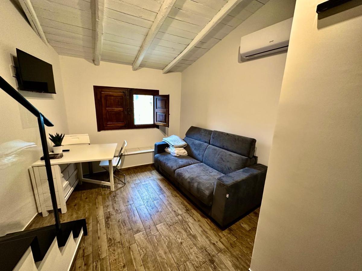 Ninetti Guest House - Apt Centro Storico Catane Extérieur photo